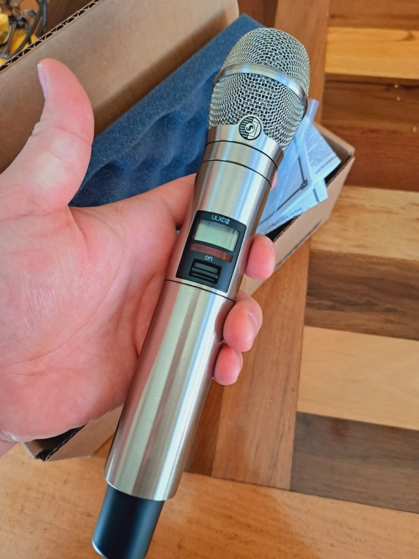 Transmissor de Mão Sem Fio Shure Níquel ULXD2/K11N KSM11 – Banda J50 (572-636 MHz) - Imagem 8