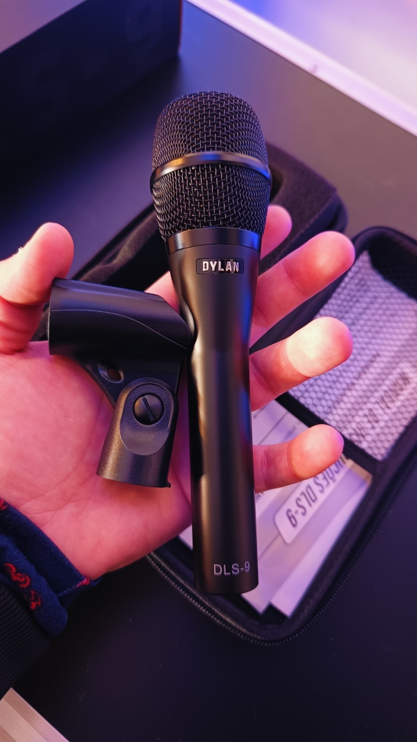 Microfone com Fio DLS-9 – Dinâmico Supercardioide de Alta Qualidade - Imagem 5