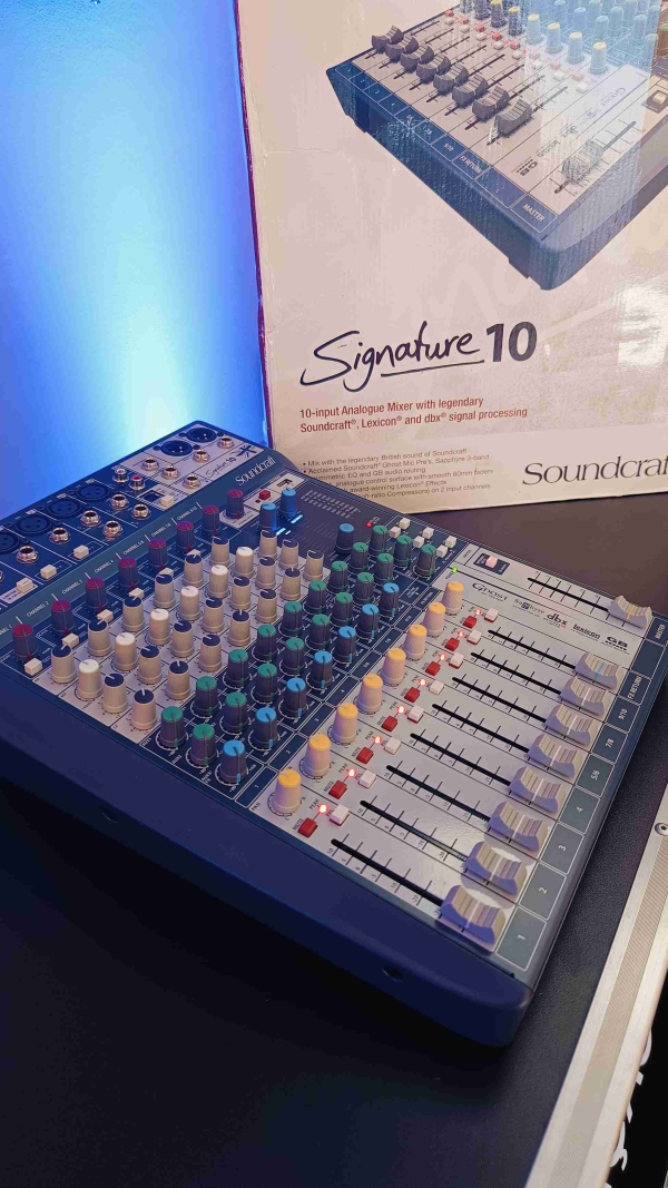 Soundcraft Signature 10 – Mesa Analógica Profissional 10 Canais c/ USB – ( Seminova ) - Imagem 9