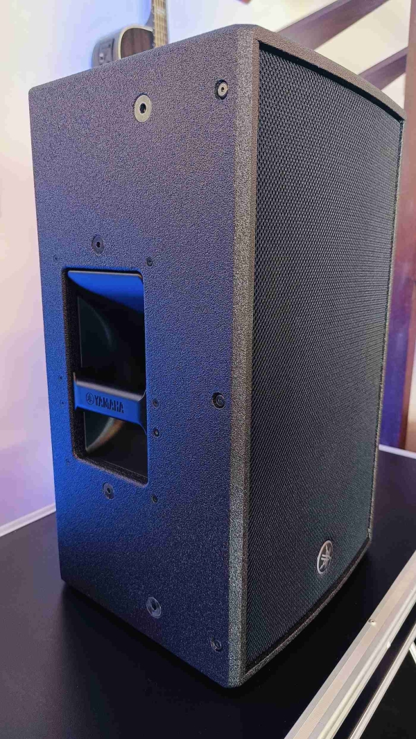 Yamaha DZR10-D Caixa Ativa 2000W RMS 137dB SPL com Dante – A Melhor da Categoria! - Imagem 22