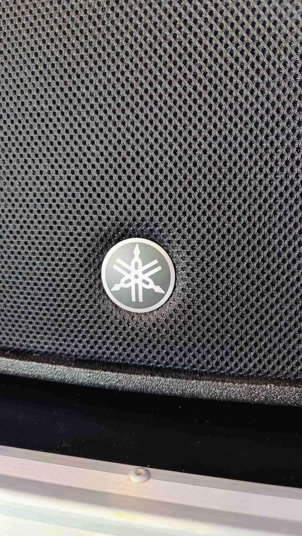 Yamaha DZR10-D Caixa Ativa 2000W RMS 137dB SPL com Dante – A Melhor da Categoria! - Imagem 24