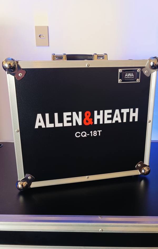 Case Personalizado Para Mesa Digital Allen & Heath CQ-18T – Proteção Profissional Sob Medida - Imagem 4