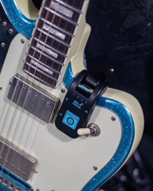 KZM WS-4 – Sistema de Transmissão Sem Fio para Instrumentos (preto) - Imagem 8