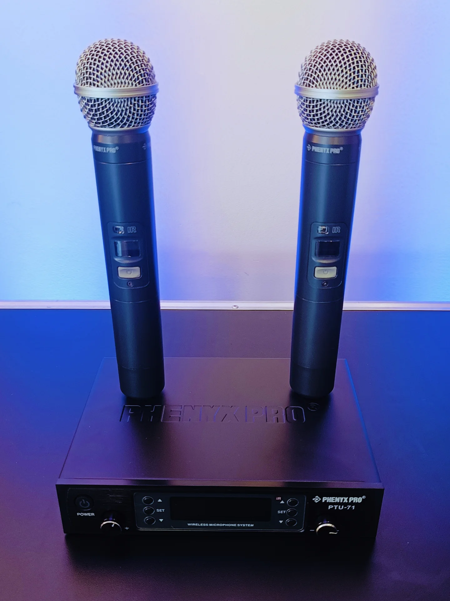 Sistema de Microfone Sem Fio UHF Duplo com Varredura Automática Phenyx Pro PTU-71-2H - Imagem 10