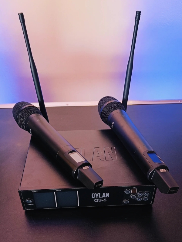 Sistema De Microfone Sem Fio Dylan QS-5 UHF Com 300 Canais Com 2 Bastões ( Recarregável ) - Imagem 18