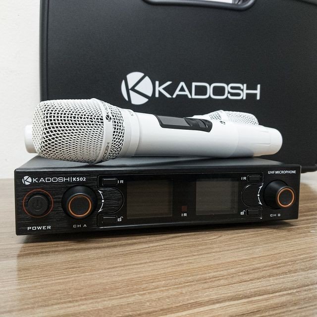 Microfone Profissional Duplo Kadosh K502M Branco Sem Fio - Imagem 10