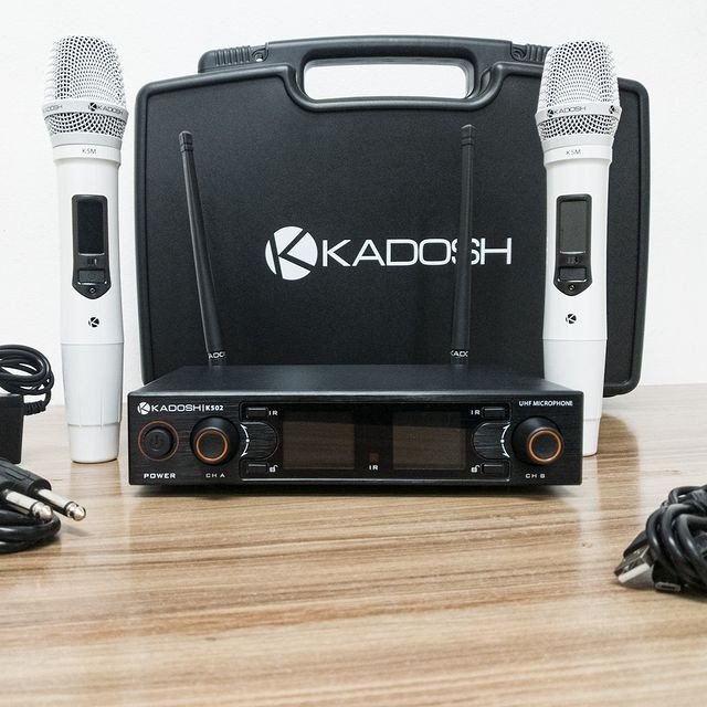 Microfone Profissional Duplo Kadosh K502M Branco Sem Fio - Imagem 9