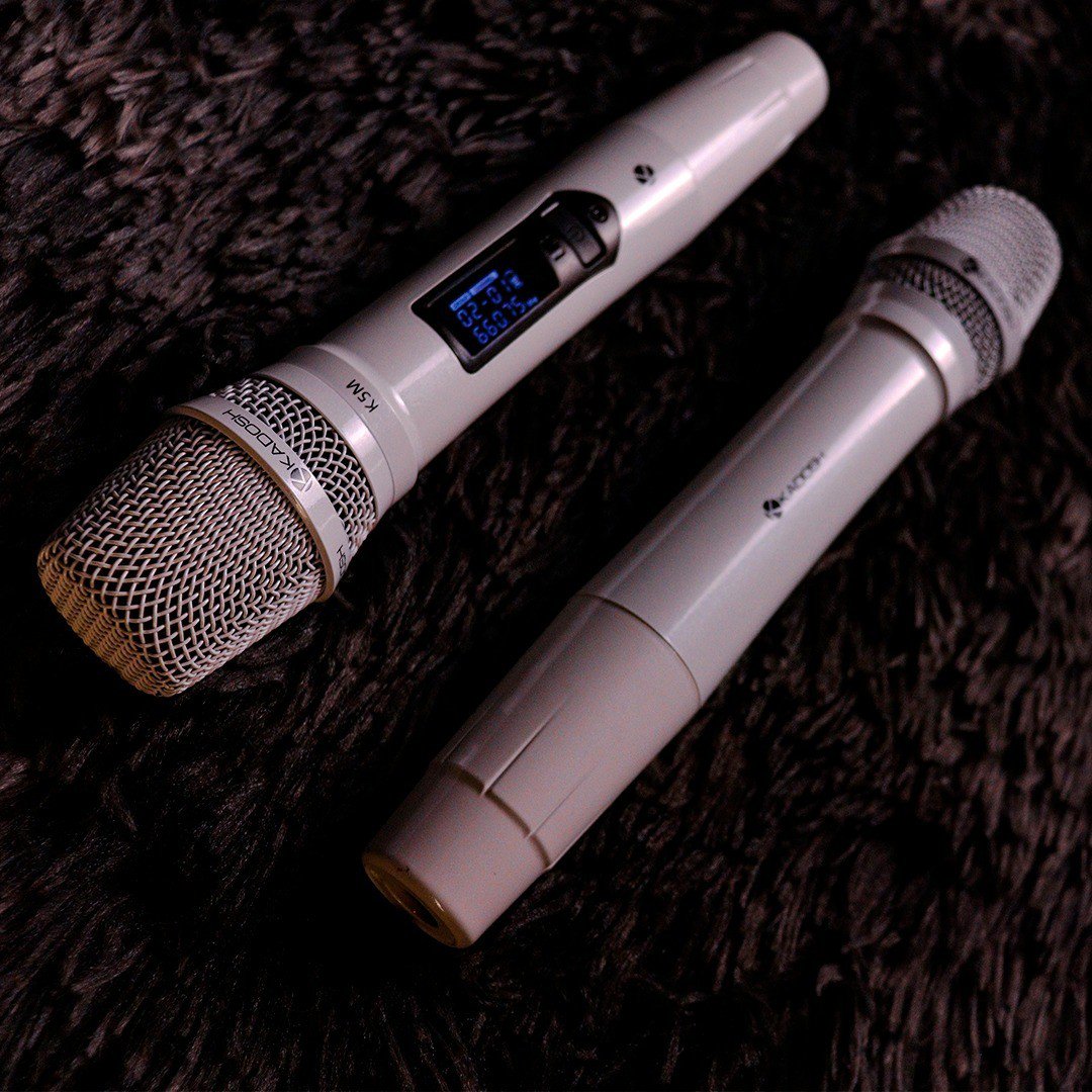 Microfone Profissional Duplo Kadosh K502M Branco Sem Fio - Imagem 29
