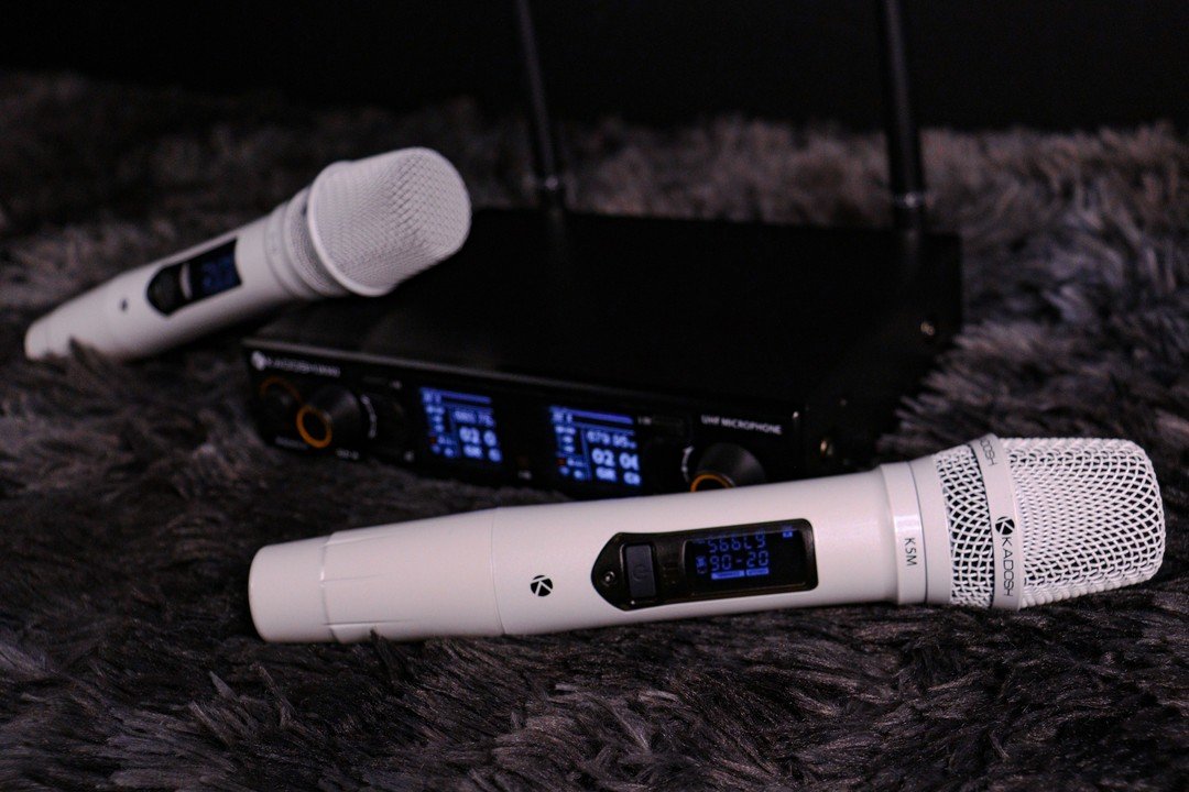 Microfone Profissional Duplo Kadosh K502M Branco Sem Fio - Imagem 26