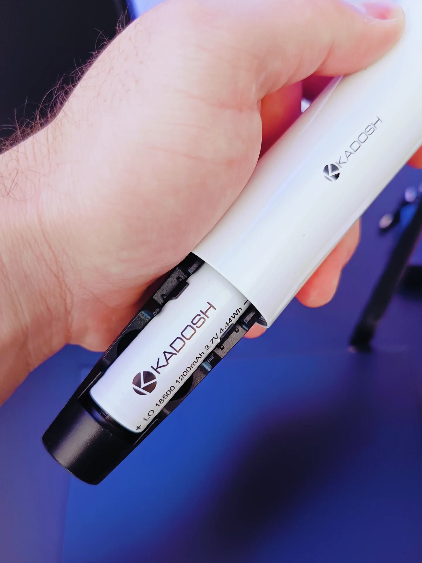 Microfone Profissional Duplo Kadosh K502M Branco Sem Fio - Imagem 34