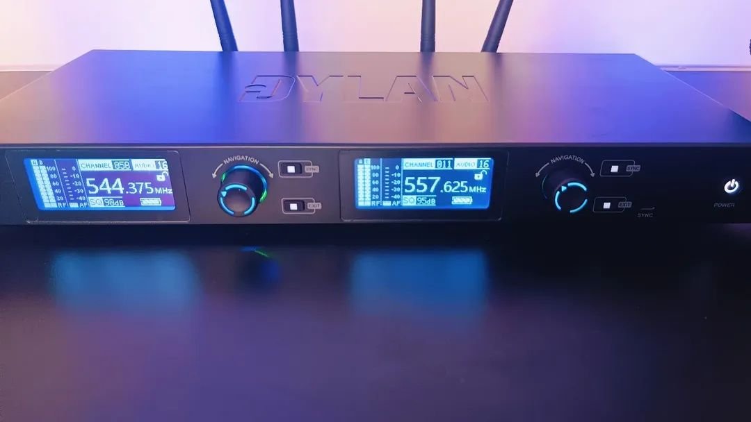 Microfone Sem Fio Duplo Profissional Dylan D-8500s Dinâmico Uhf Preto ( com Case ) - Imagem 14