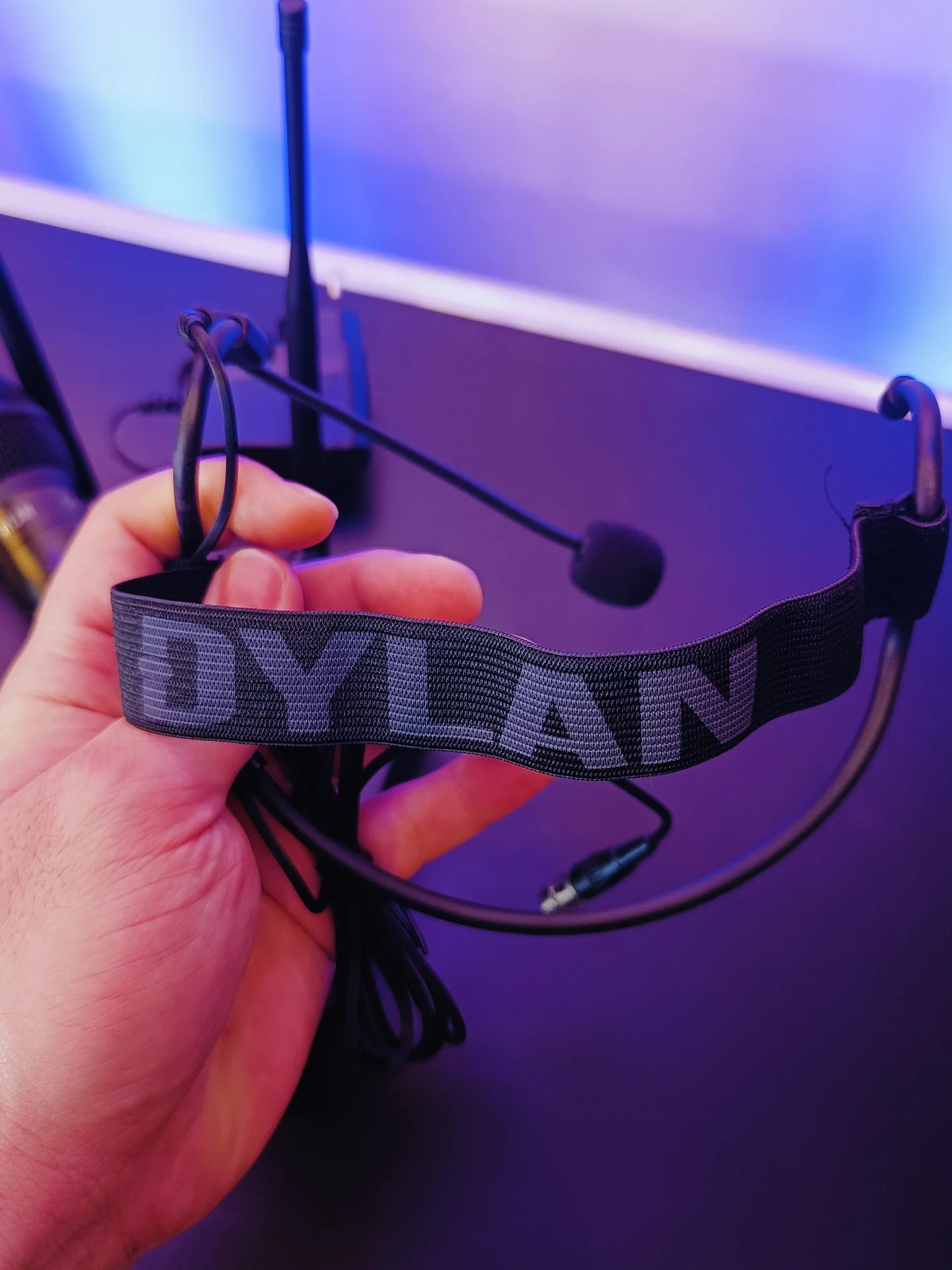 Microfone Duplo Dylan D-9005s Sem Fio Bastão e Headset, Sistema Profissional - Imagem 12
