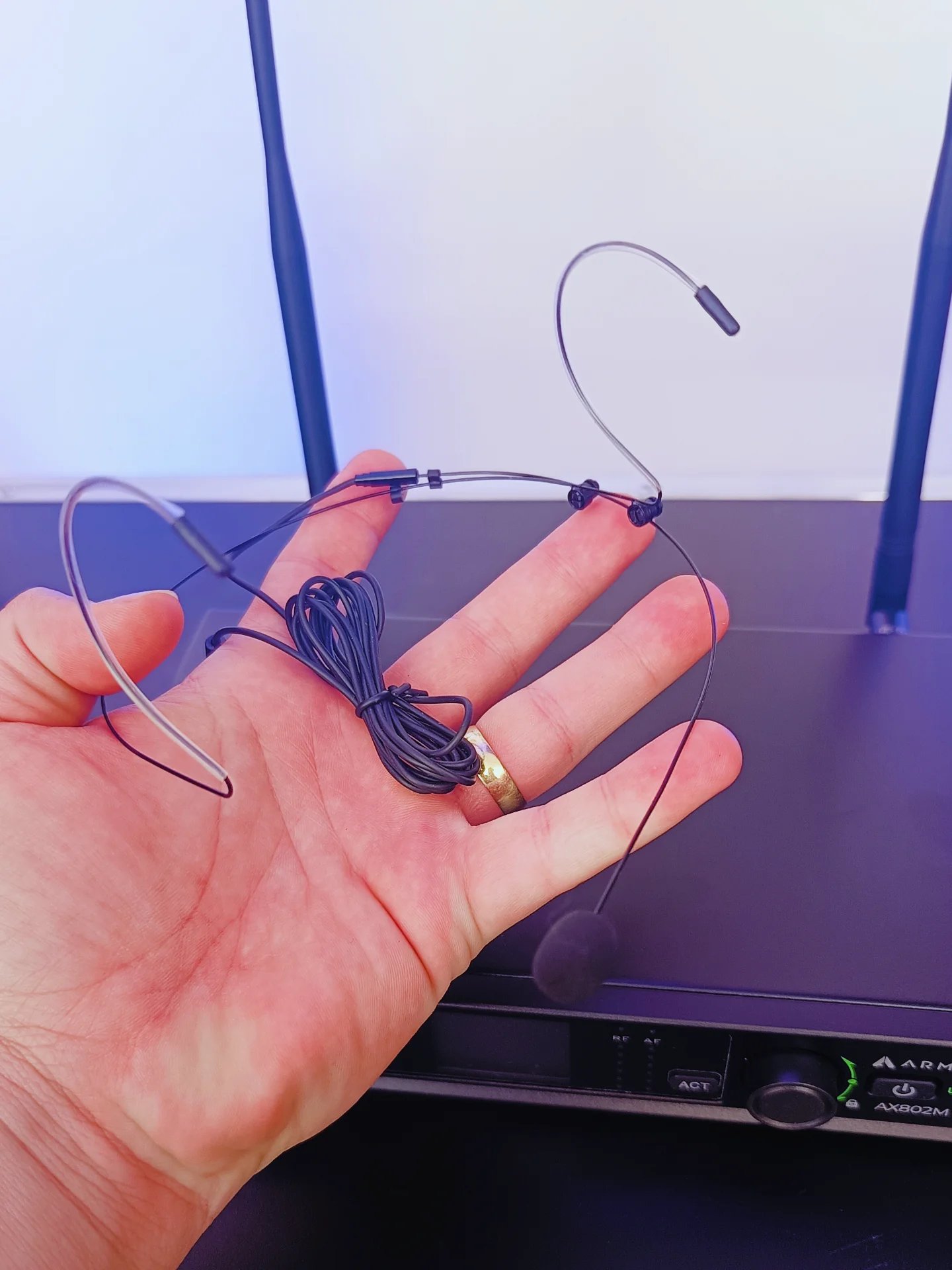 Microfone sem Fio Profissional Bastão + Headset Armer AX802MH - Imagem 29