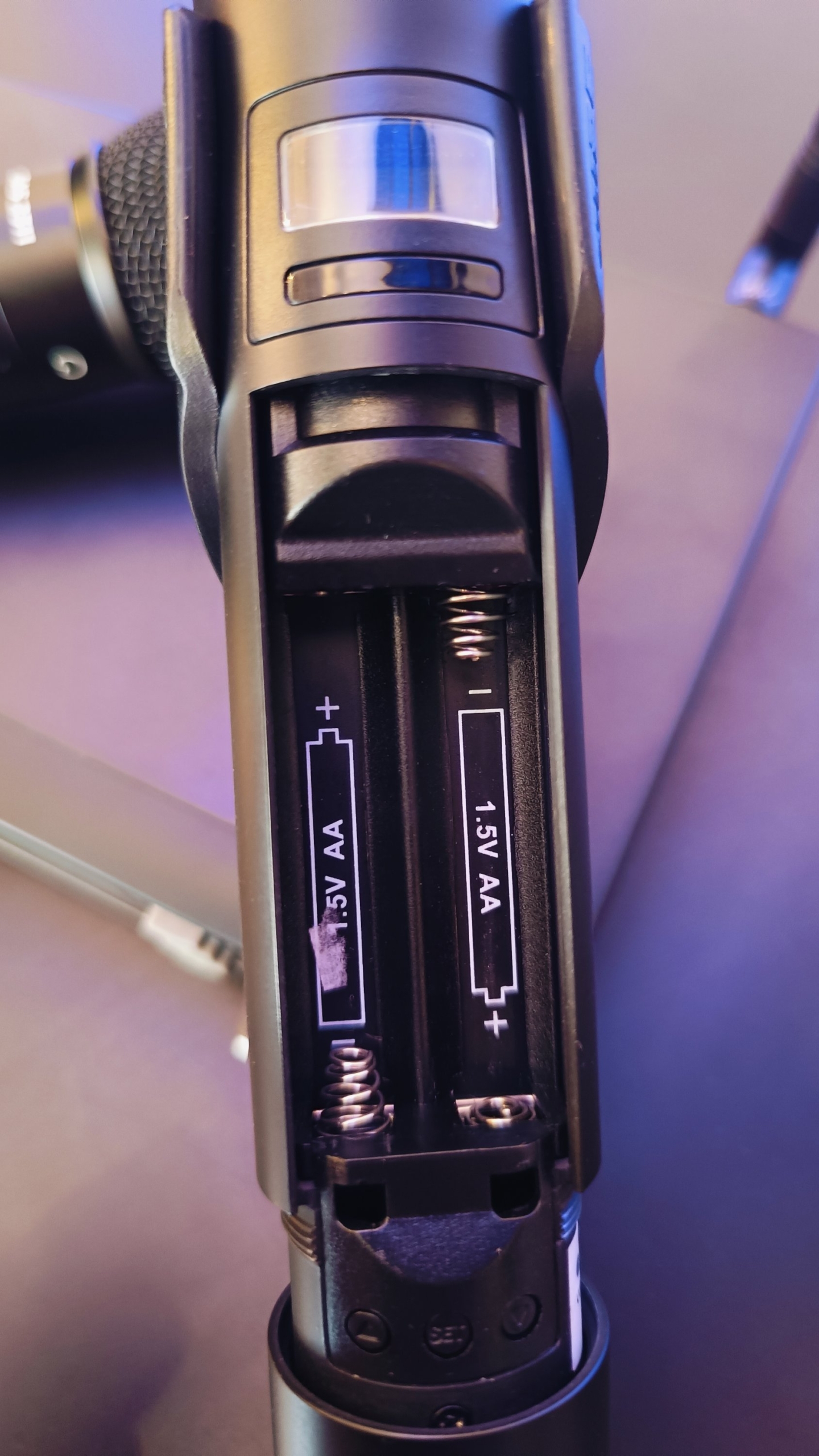 Microfone Sem Fio de Mão Duplo 200 Canais 2311 SAS / Santo Ângelo - Imagem 31