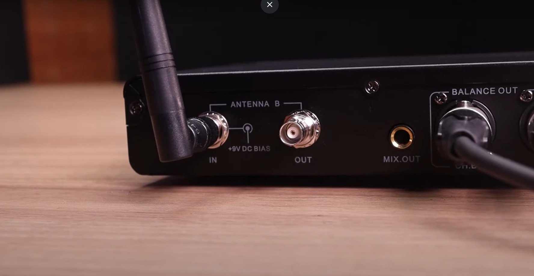 Microfone Sem Fio K621M K-COMM Profissional Digital 24bits (TALKBACK) - Imagem 13